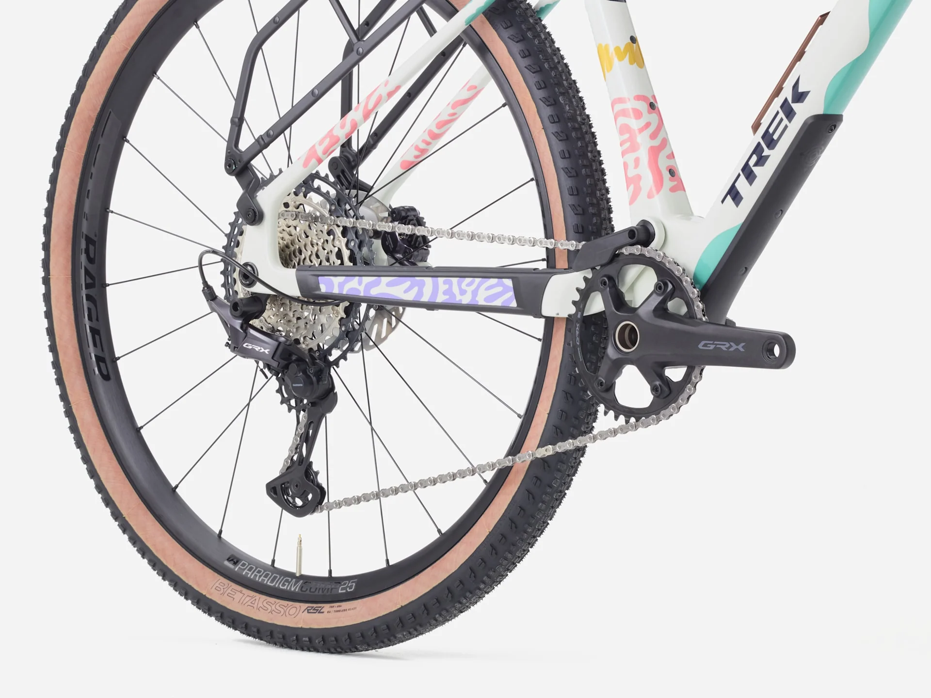 2026 Trek CheckOUT SL 5 - Era White/Blue Sage - Image 3