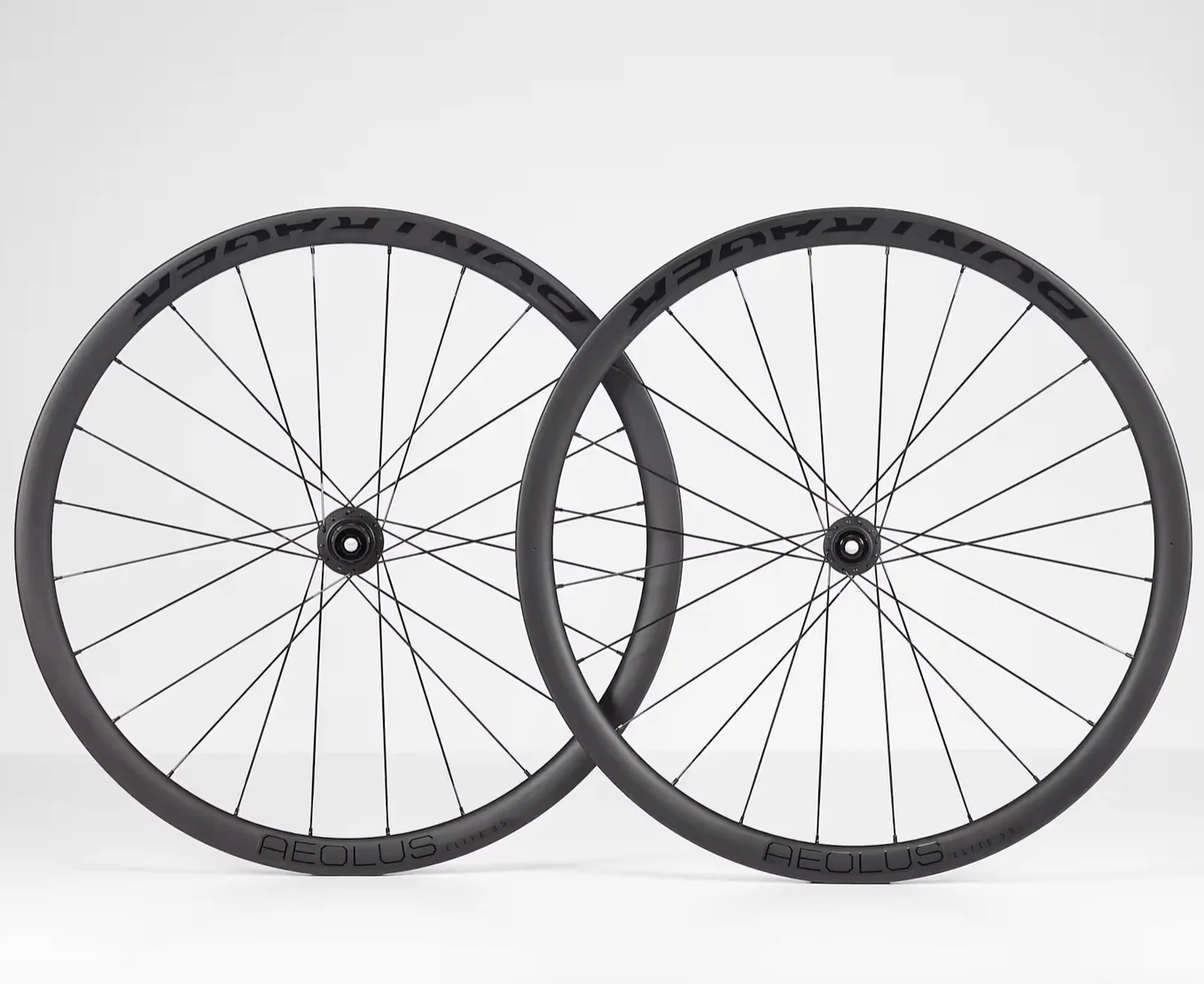 Bontrager Aeolus Elite 35 TLR Disc Road Rear Wheel - Image 2